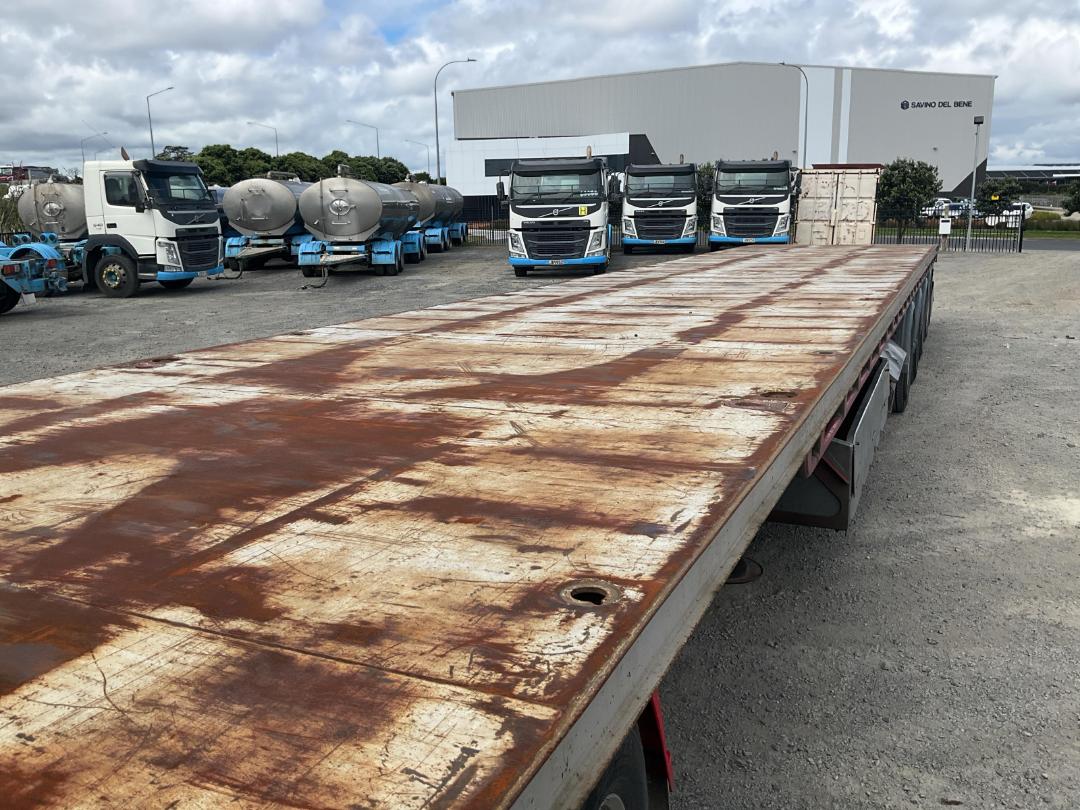Photo '13' of DOMETT D1502 Flat Deck Semi