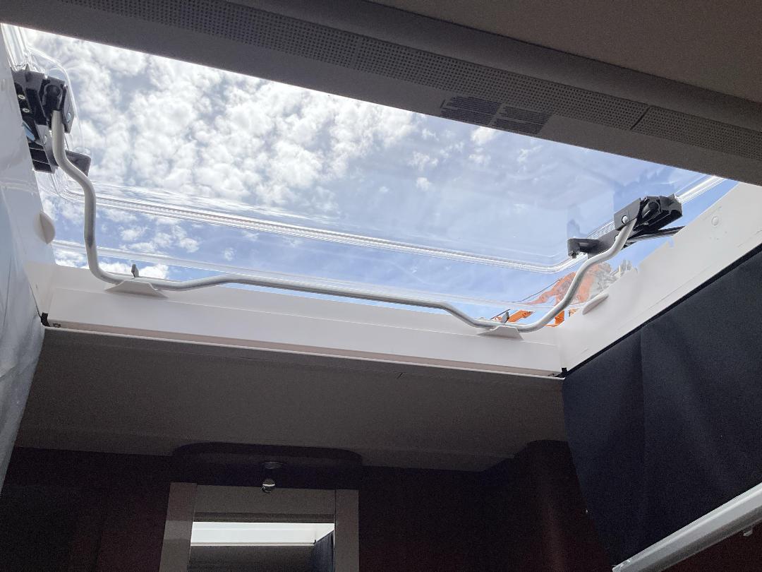 Photo '33' of ELDDIS BUCCANEER CRUISER Caravan - Tandem Photo '33' of ELDDIS BUCCANEER CRUISER Caravan - Tandem