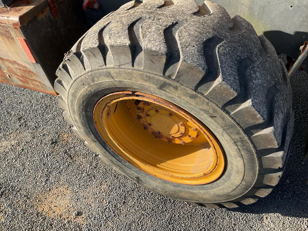 Photo '24' of Endraulic WL200E Wheel Loader