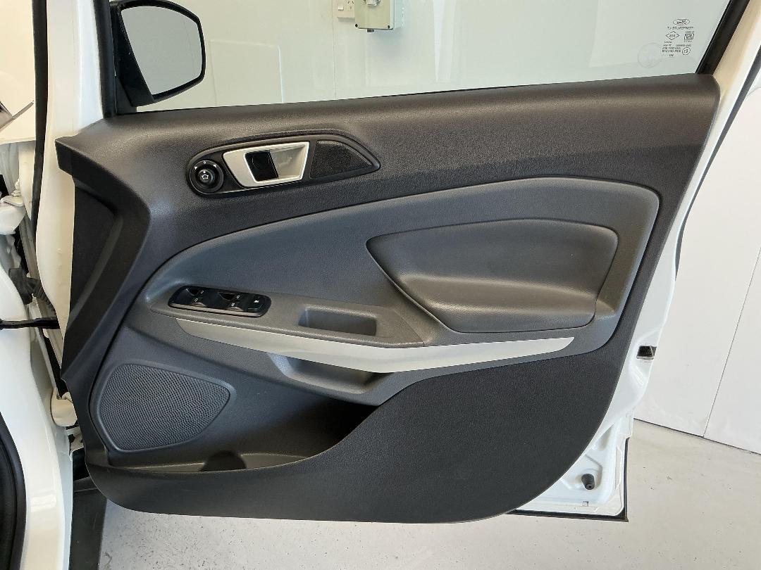 Photo '15' of Ford Ecosport Photo '15' of Ford Ecosport