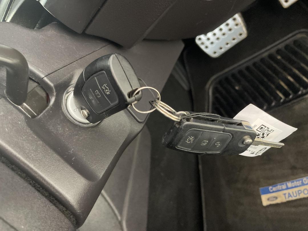 Photo '22' of Ford Falcon