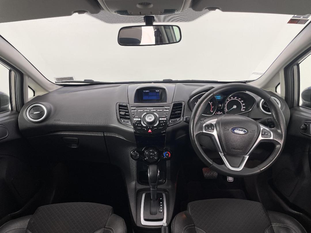 Photo '17' of Ford Fiesta Photo '17' of Ford Fiesta