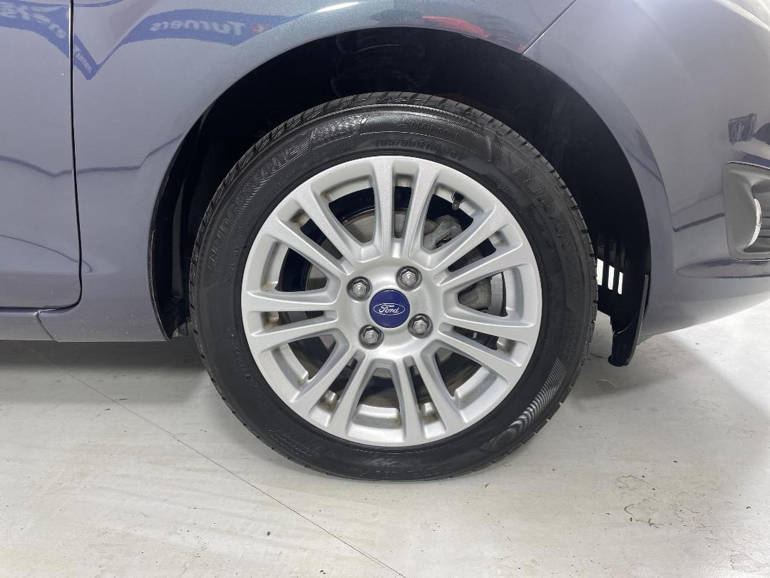 Photo '9' of Ford Fiesta