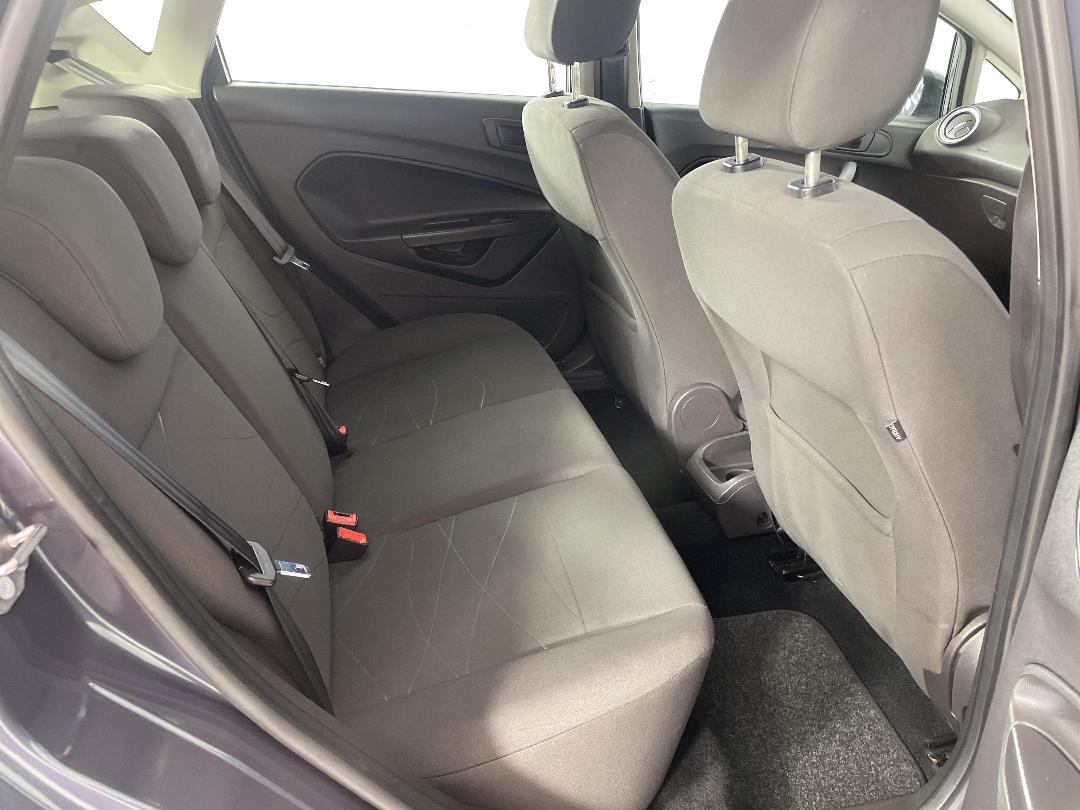 Photo '20' of Ford Fiesta