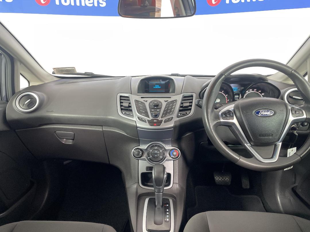 Photo '17' of Ford Fiesta