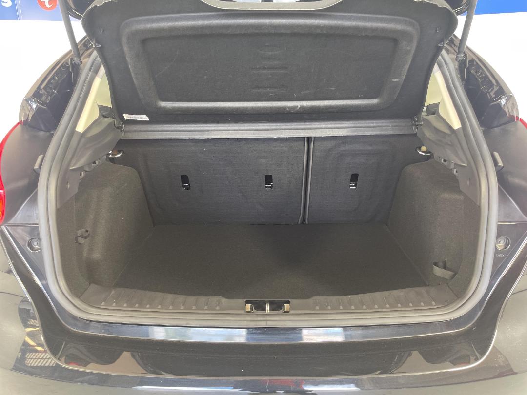 Photo '14' of Ford Focus