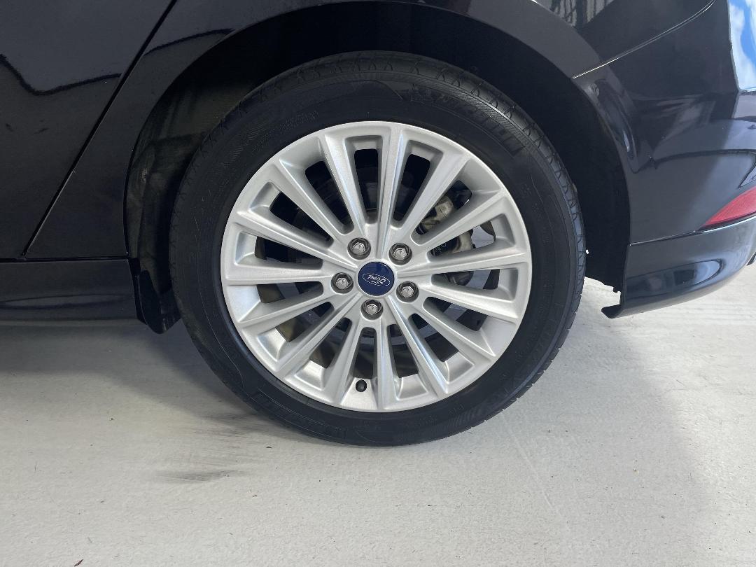 Photo '11' of Ford Focus