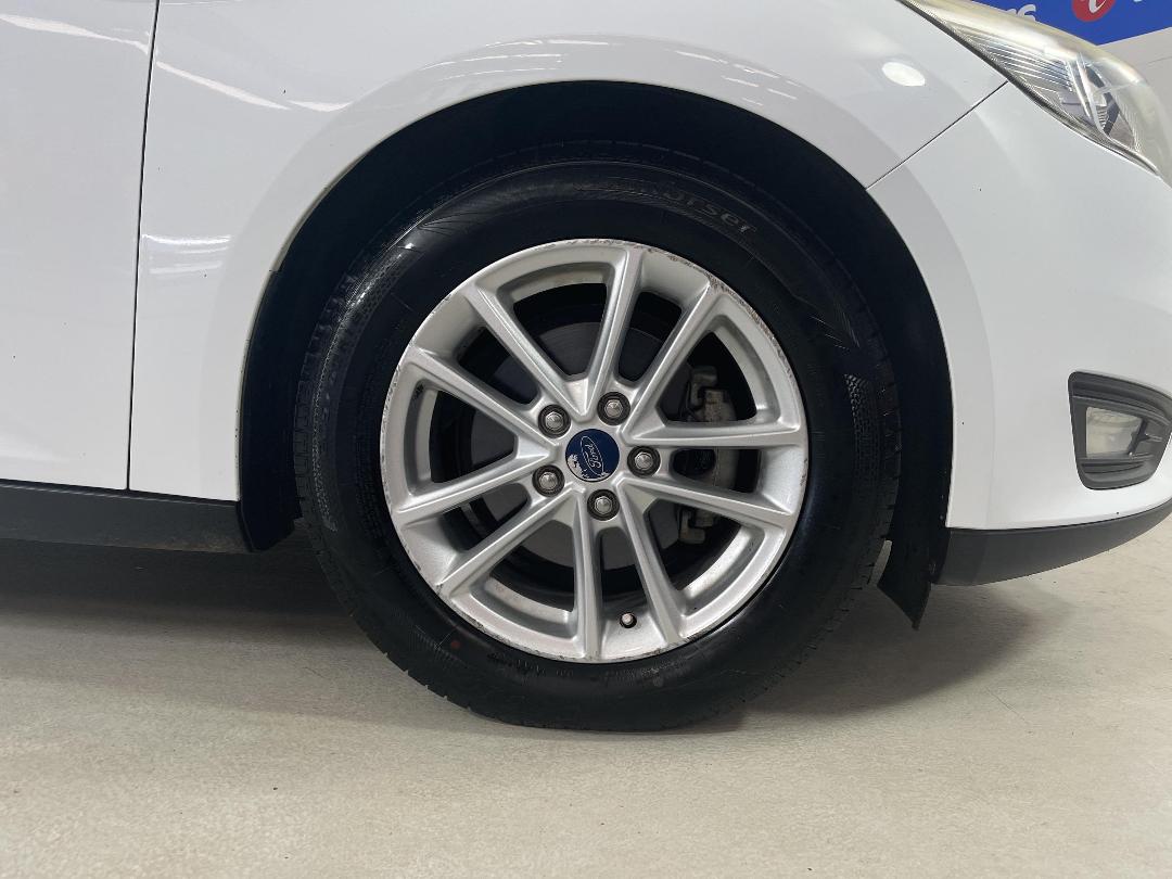 Photo '9' of Ford Focus