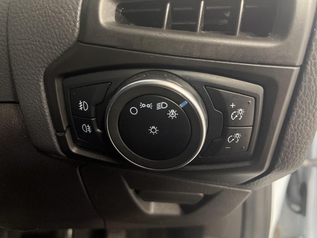 Photo '24' of Ford Focus