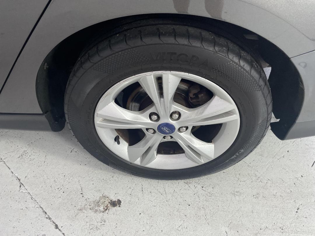 Photo '11' of Ford Focus