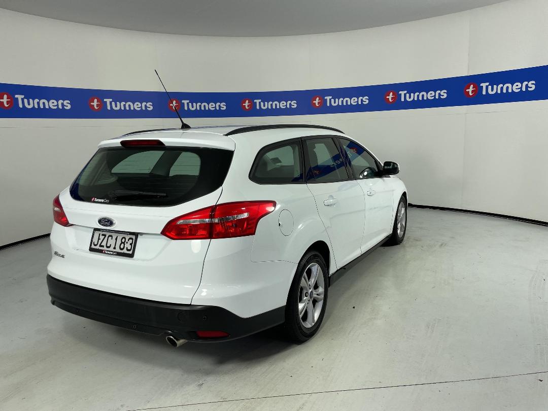 Photo '7' of Ford Focus