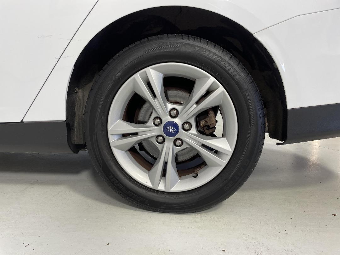 Photo '11' of Ford Focus