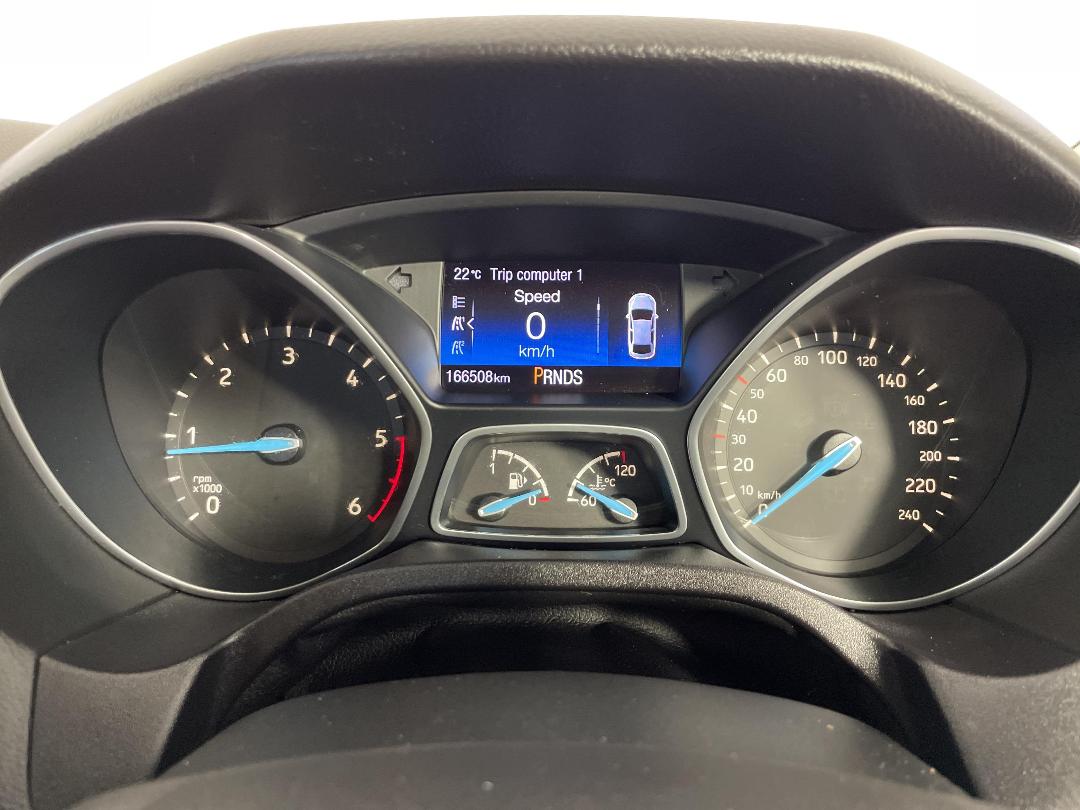 Photo '21' of Ford Focus