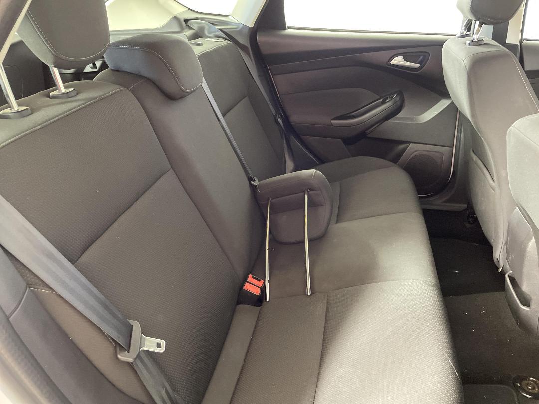 Photo '18' of Ford Focus Trend