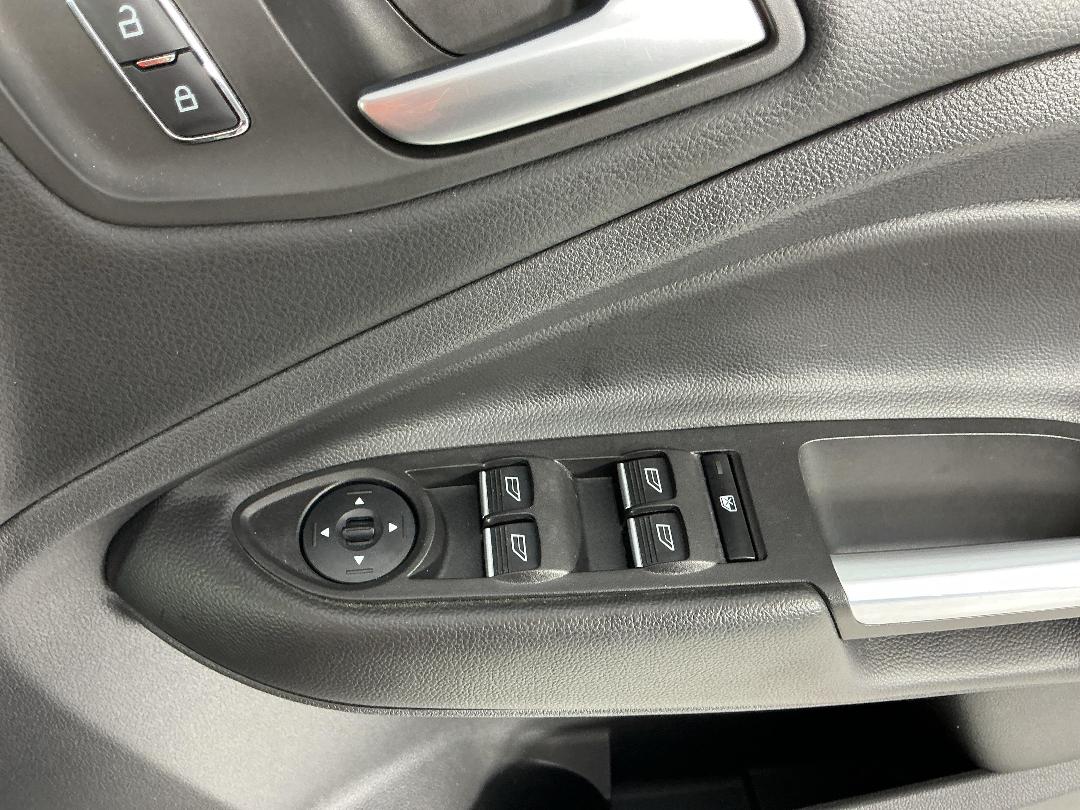 Photo '25' of Ford Kuga Photo '25' of Ford Kuga