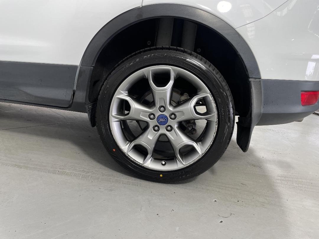 Photo '11' of Ford Kuga