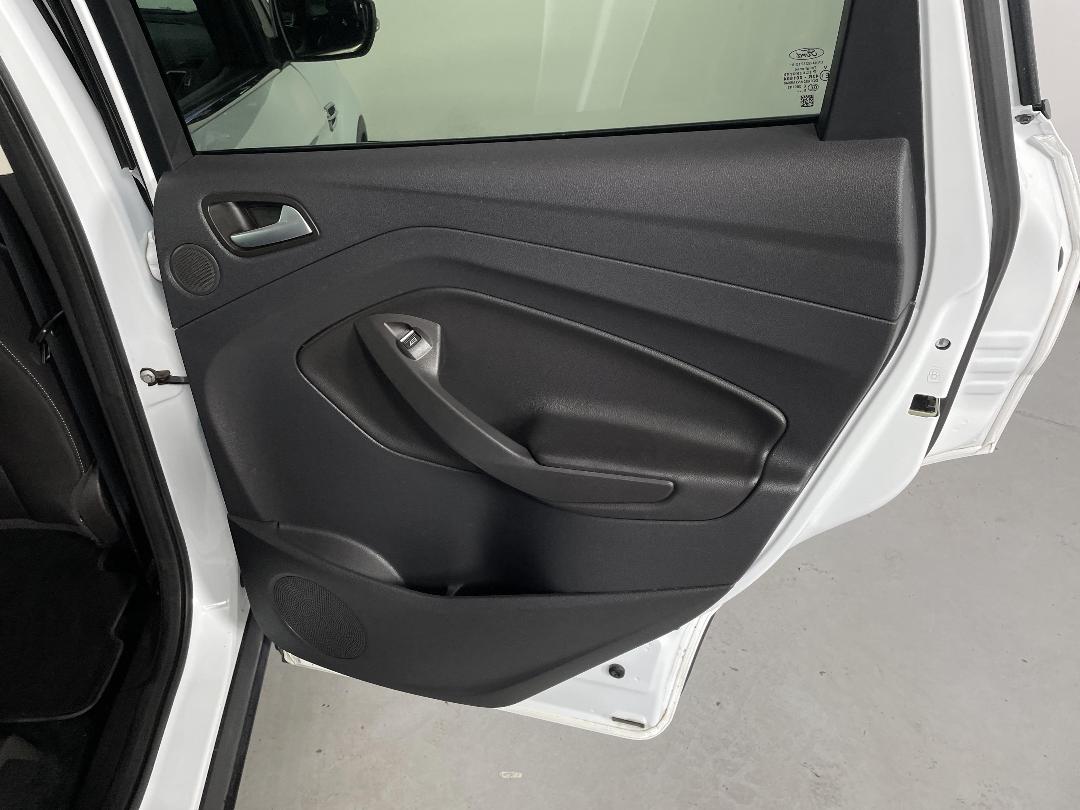 Photo '19' of Ford Kuga