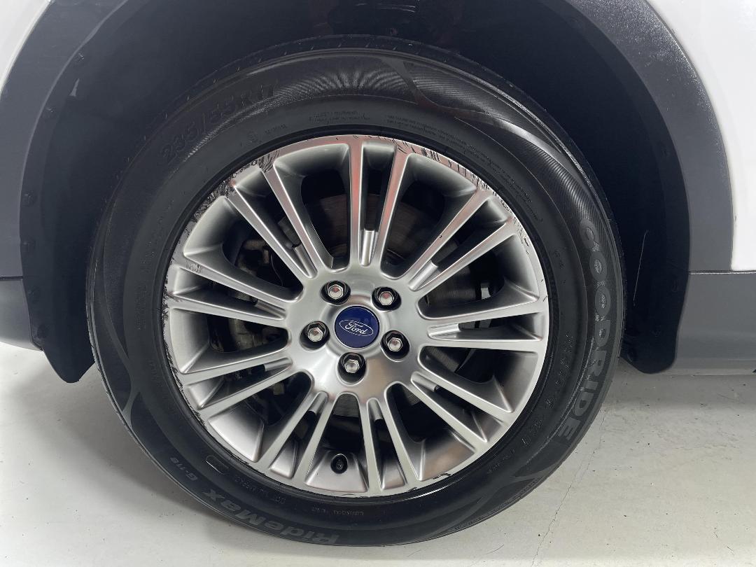 Photo '10' of Ford Kuga