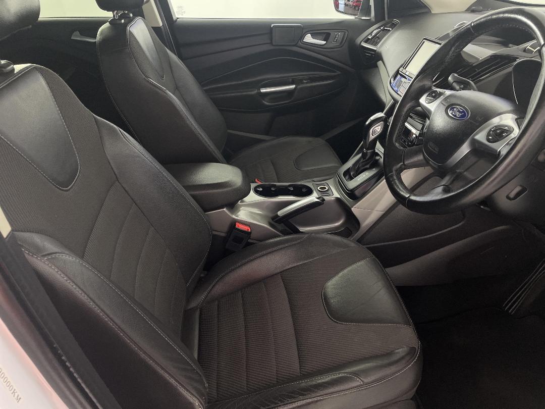 Photo '16' of Ford Kuga