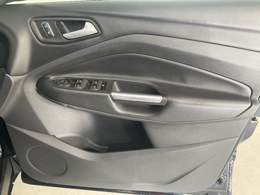 Photo '15' of Ford Kuga