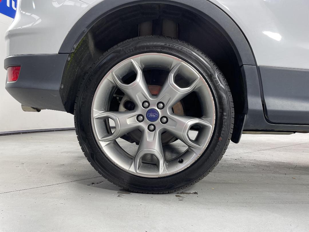 Photo '12' of Ford Kuga