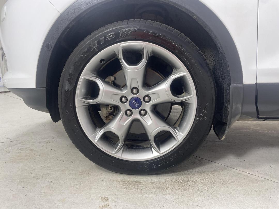 Photo '10' of Ford Kuga