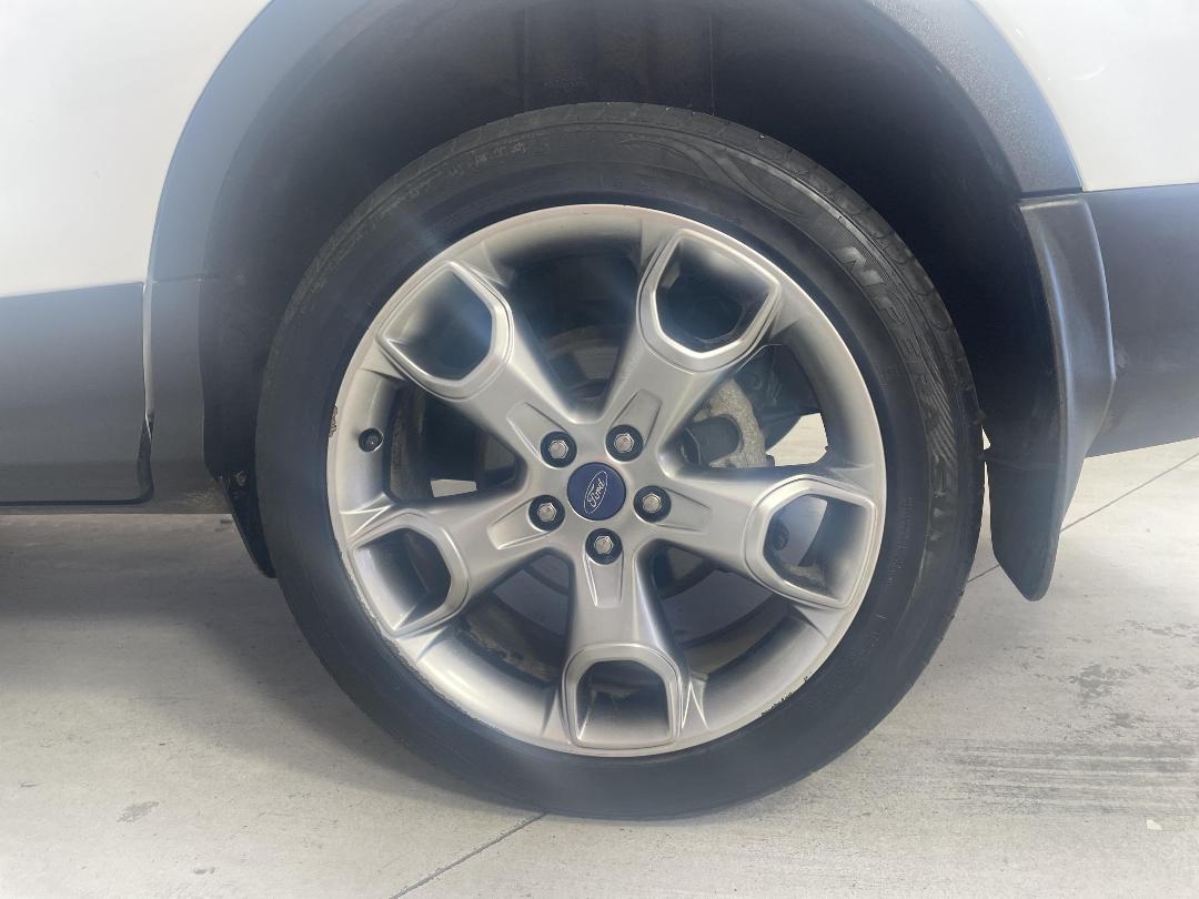 Photo '11' of Ford Kuga