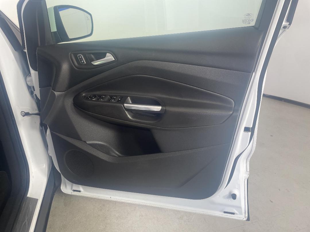 Photo '15' of Ford Kuga