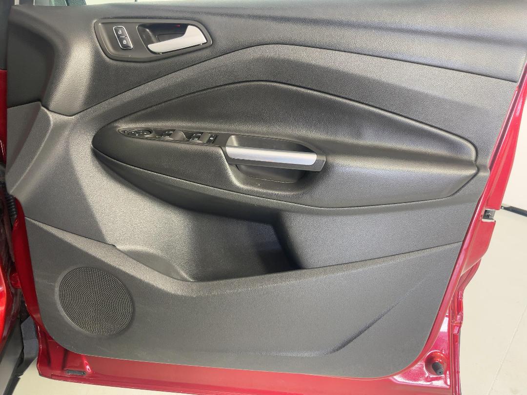 Photo '15' of Ford Kuga Photo '15' of Ford Kuga