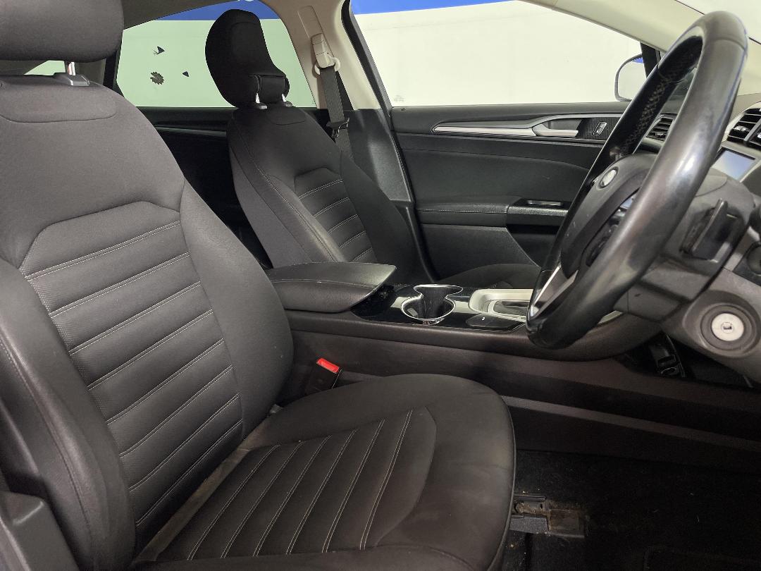 Photo '16' of Ford Mondeo Photo '16' of Ford Mondeo