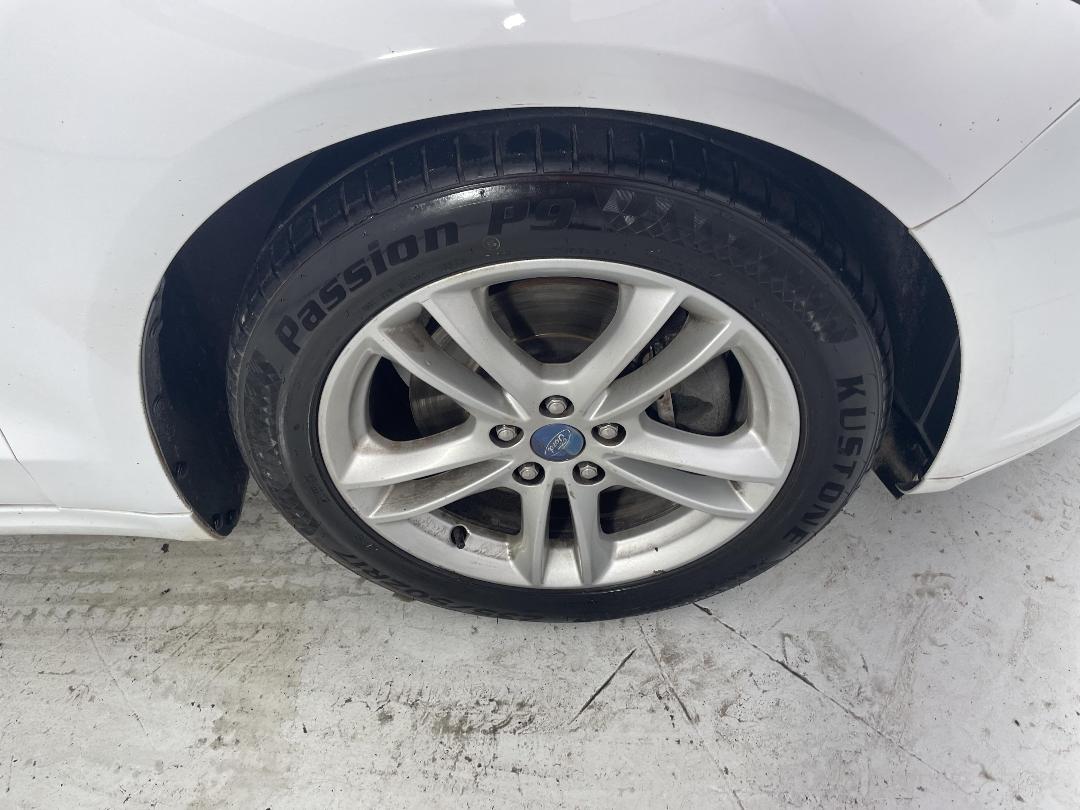 Photo '7' of Ford Mondeo Ambiente WGN Petrol Photo '7' of Ford Mondeo Ambiente WGN Petrol