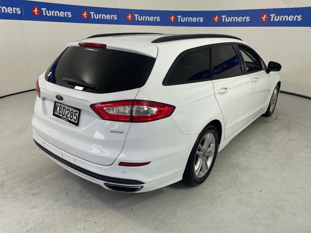 Photo '6' of Ford Mondeo Ambiente WGN Petrol Photo '6' of Ford Mondeo Ambiente WGN Petrol