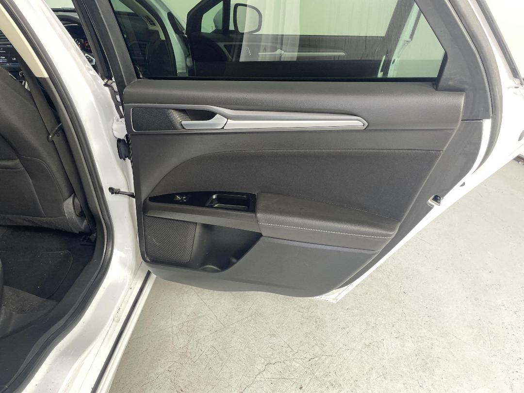 Photo '17' of Ford Mondeo Ambiente WGN Petrol Photo '17' of Ford Mondeo Ambiente WGN Petrol