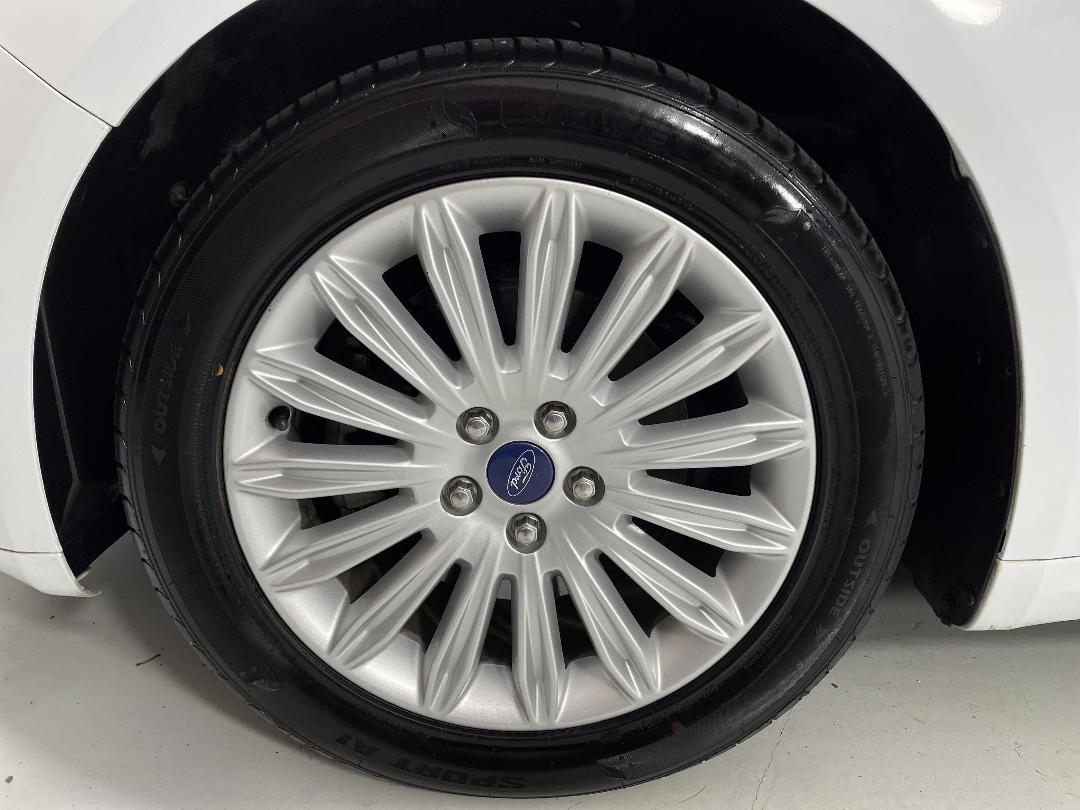 Photo '10' of Ford Mondeo