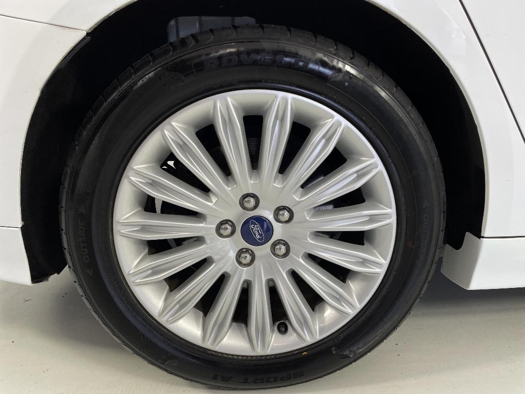 Photo '12' of Ford Mondeo