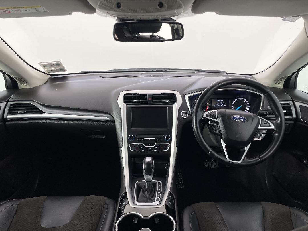 Photo '17' of Ford Mondeo