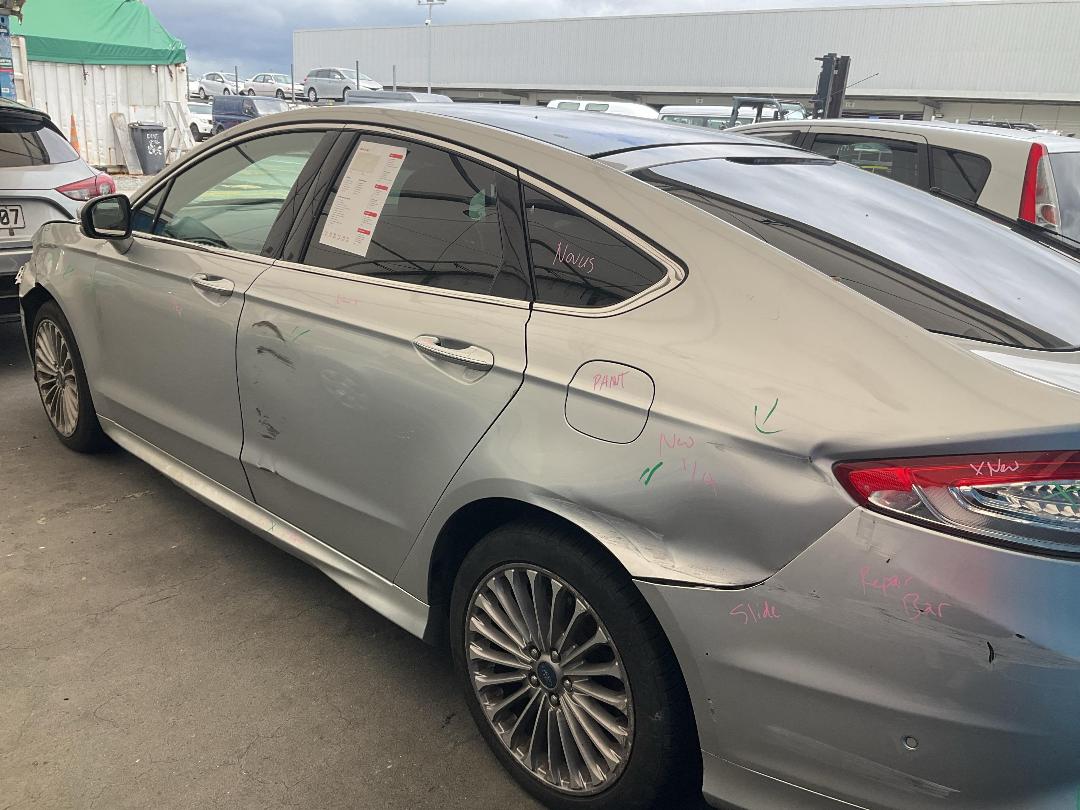 Photo '4' of Ford Mondeo Titanium 5DR Petrol