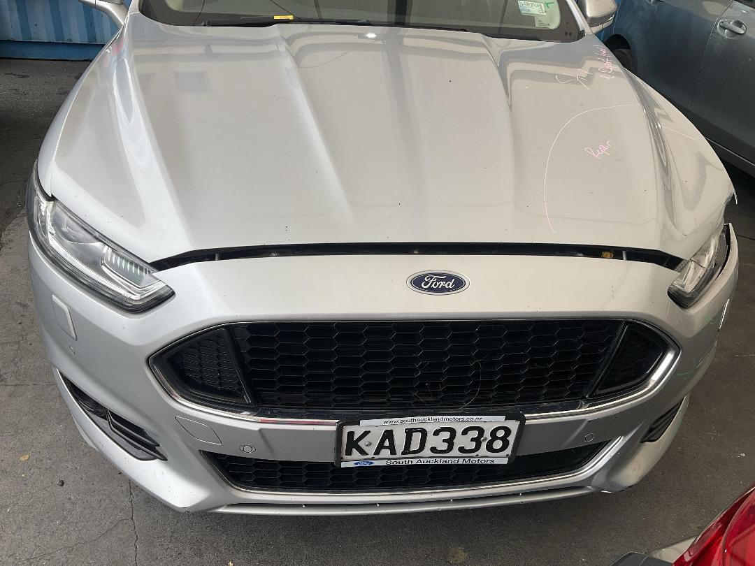 Photo '10' of Ford Mondeo Titanium 5DR Petrol