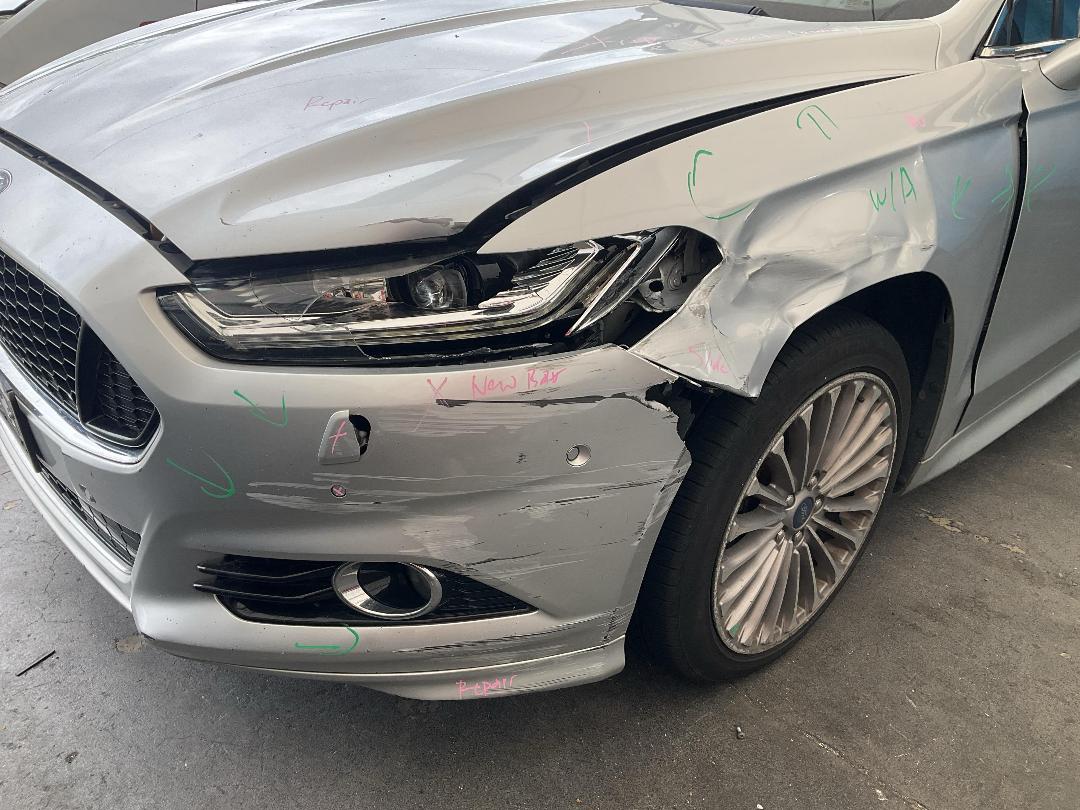 Photo '11' of Ford Mondeo Titanium 5DR Petrol