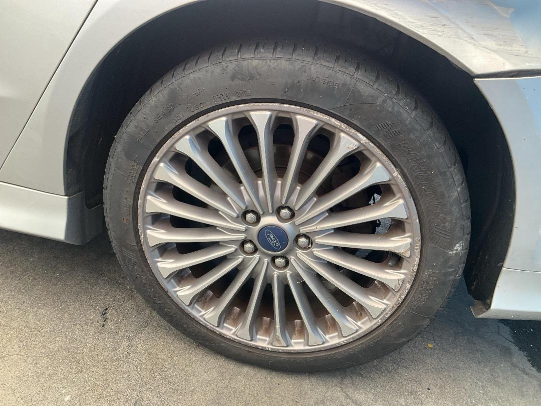 Photo '23' of Ford Mondeo Titanium 5DR Petrol