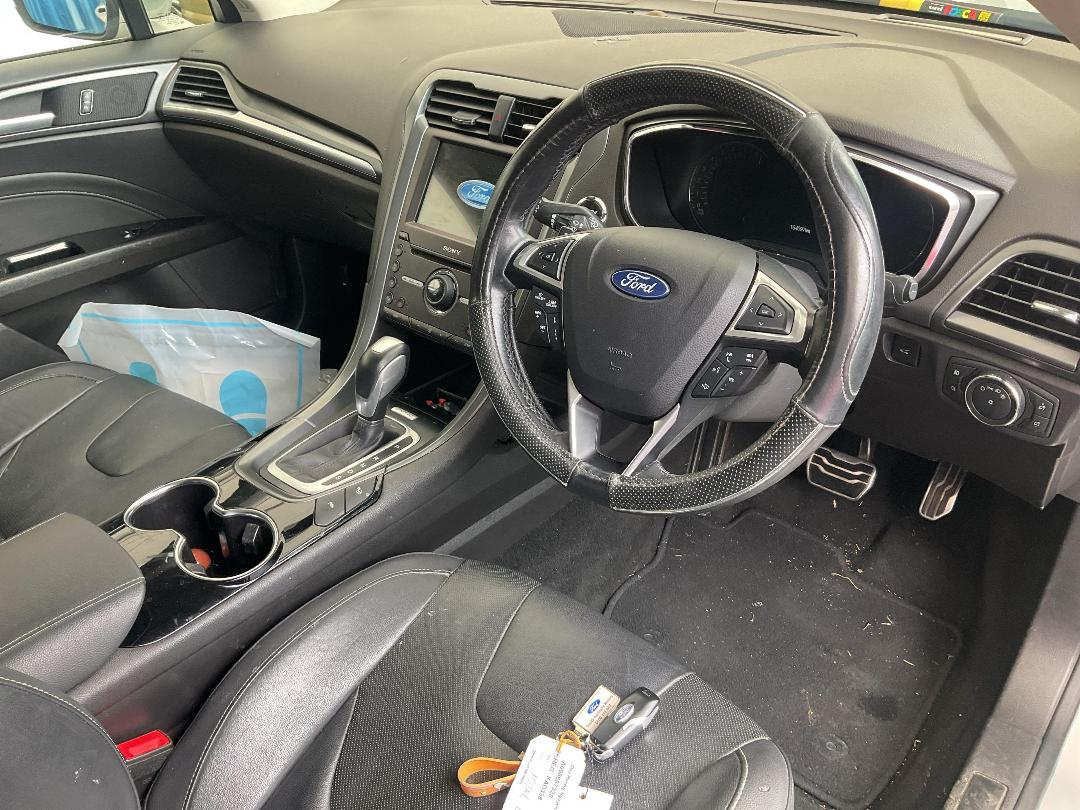 Photo '27' of Ford Mondeo Titanium 5DR Petrol