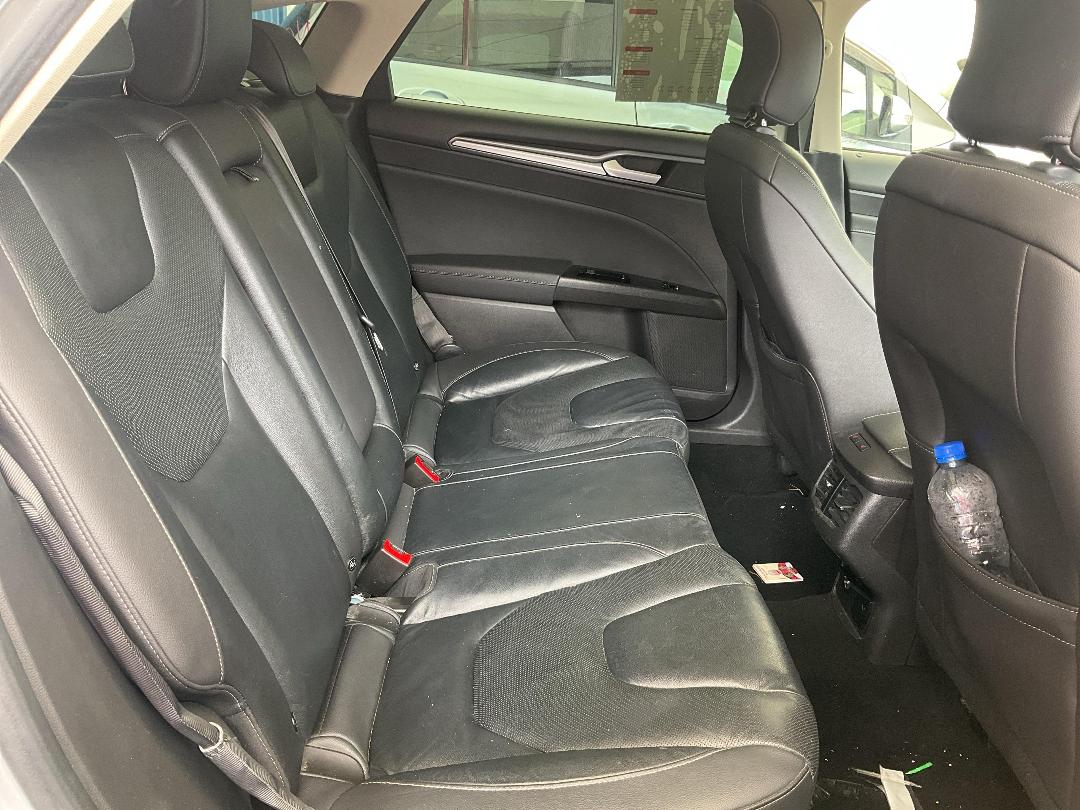 Photo '32' of Ford Mondeo Titanium 5DR Petrol