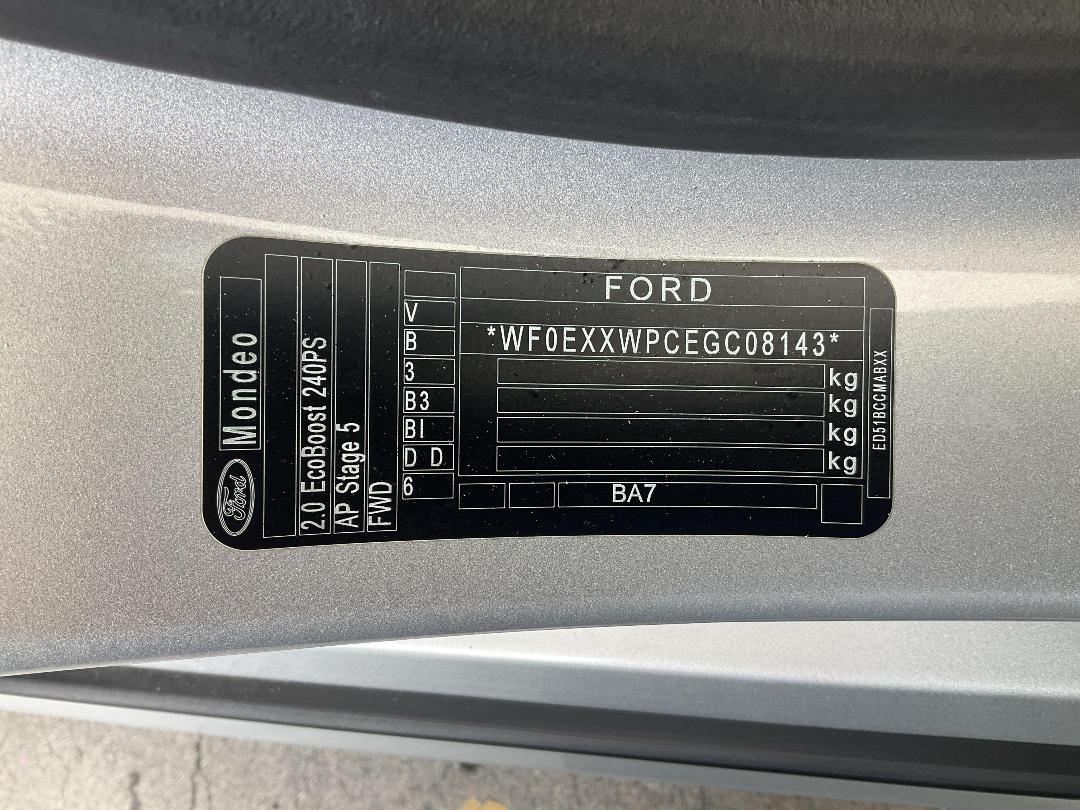 Photo '36' of Ford Mondeo Titanium 5DR Petrol