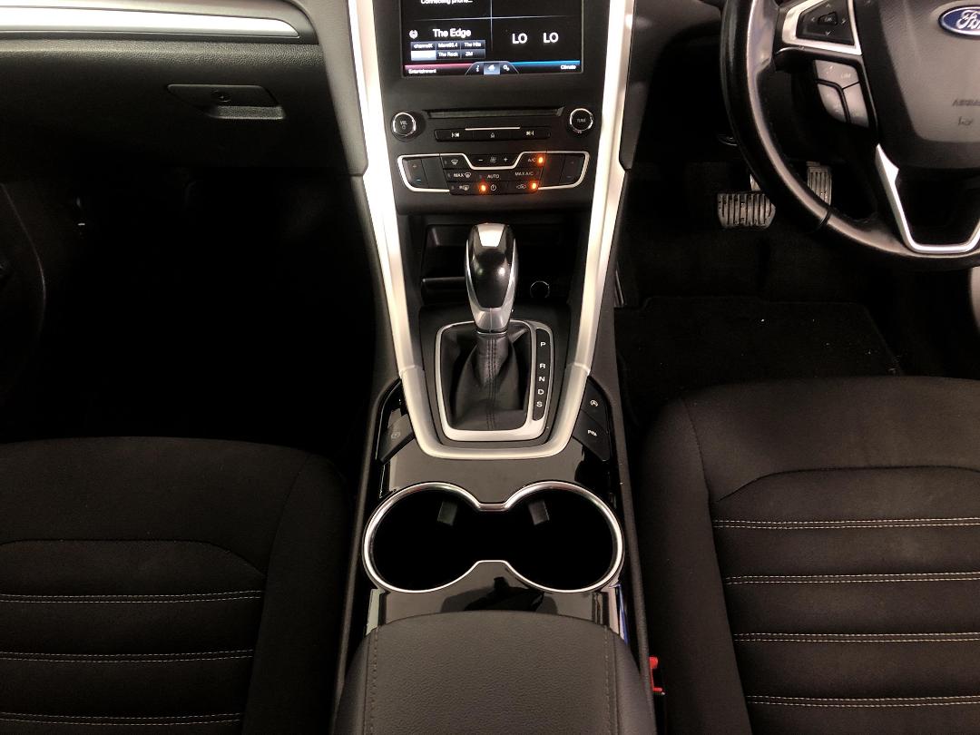 Photo '18' of Ford Mondeo