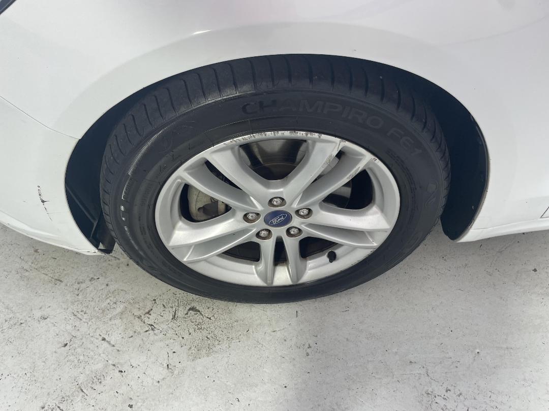 Photo '10' of Ford Mondeo Photo '10' of Ford Mondeo