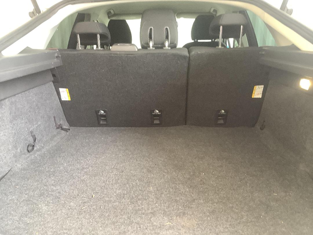 Photo '6' of Ford Mondeo Ambiente 5DR Diesel Photo '6' of Ford Mondeo Ambiente 5DR Diesel