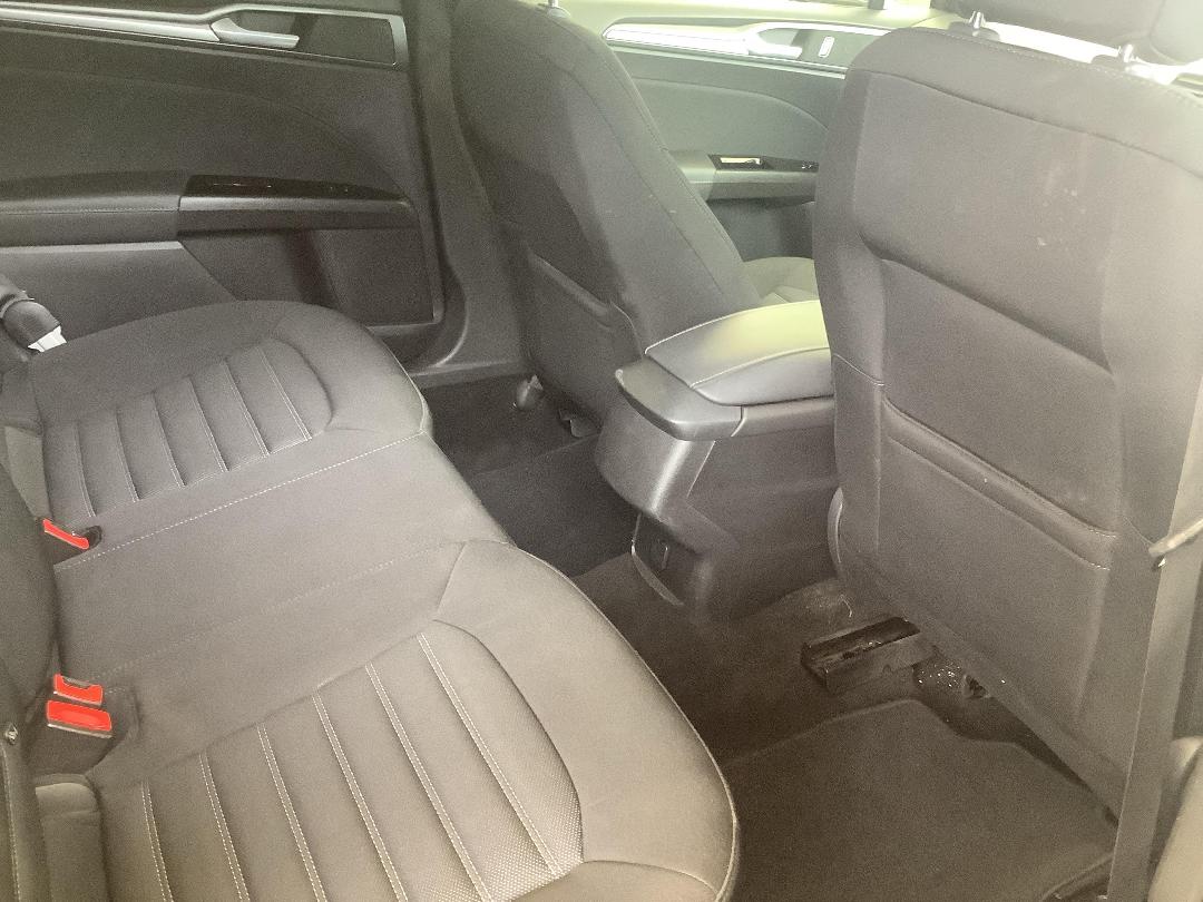 Photo '7' of Ford Mondeo Ambiente 5DR Diesel Photo '7' of Ford Mondeo Ambiente 5DR Diesel