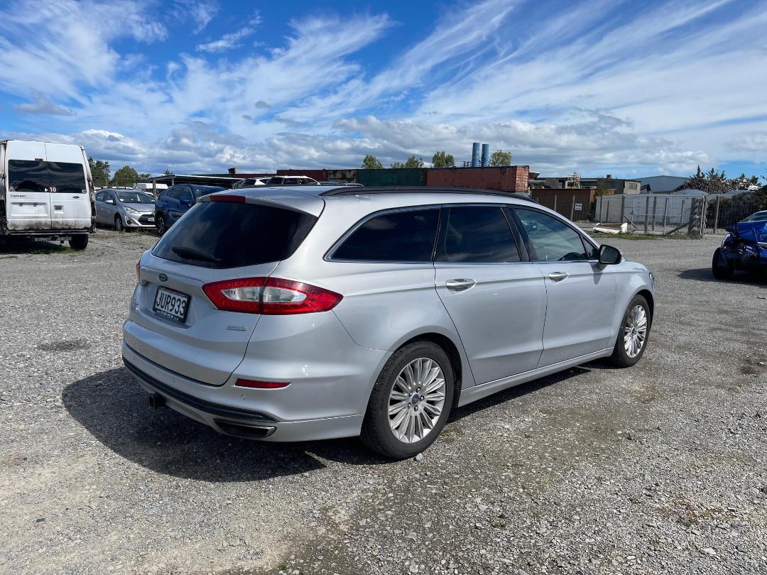 Photo '4' of Ford Mondeo Trend Wagon Petrol Photo '4' of Ford Mondeo Trend Wagon Petrol