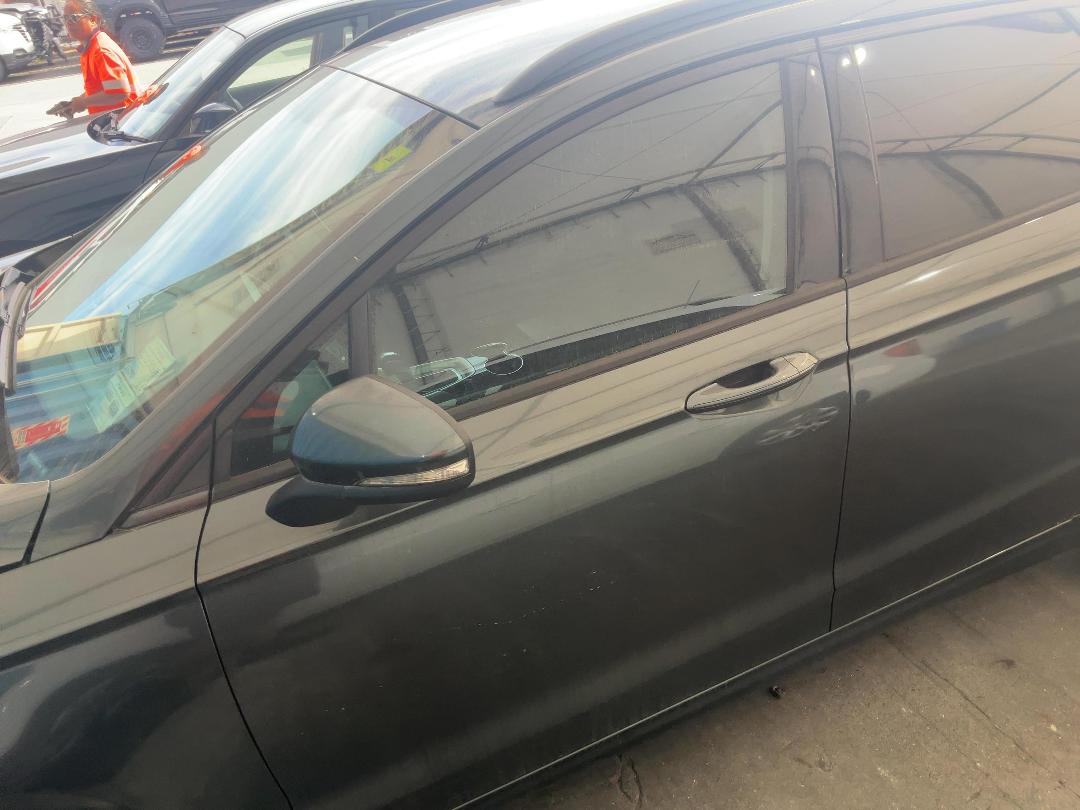 Photo '7' of Ford Mondeo Ambiente WGN Diesel