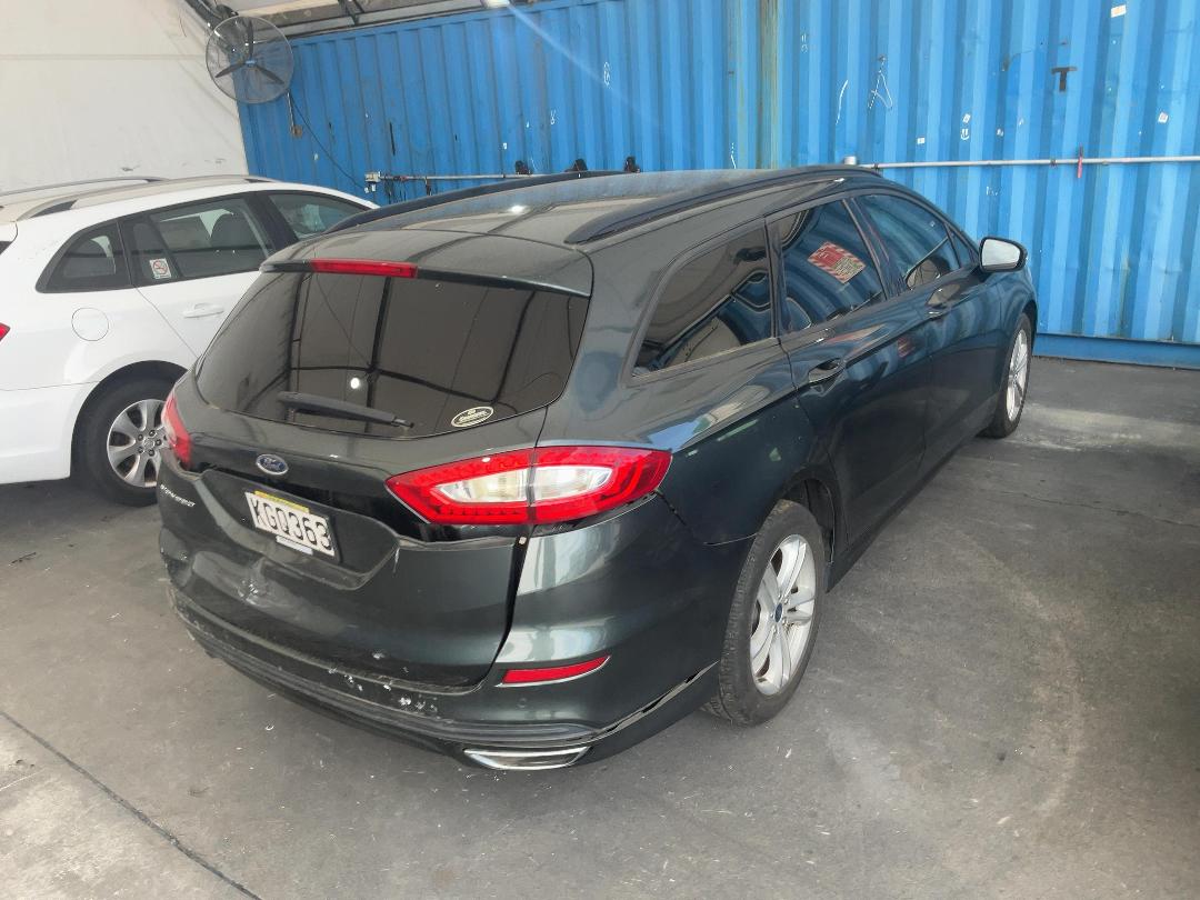 Photo '11' of Ford Mondeo Ambiente WGN Diesel